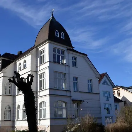 Schloss Hohenzollern Obergeschoss Apartment Ostseebad Heringsdorf