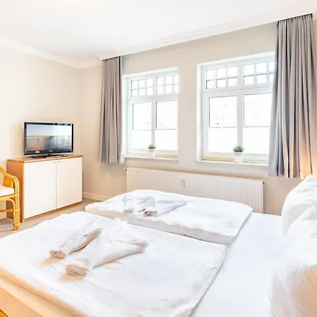 Apartment Schloss Hohenzollern Obergeschoss Heringsdorf (Usedom)